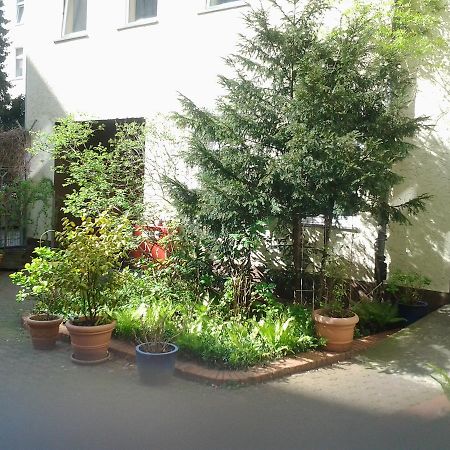 Happy Go Lucky Hotel + Hostel Schoneberg Berlin Luaran gambar