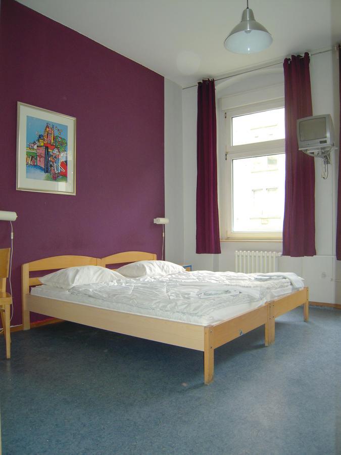 Happy Go Lucky Hotel + Hostel Schoneberg Berlin Luaran gambar