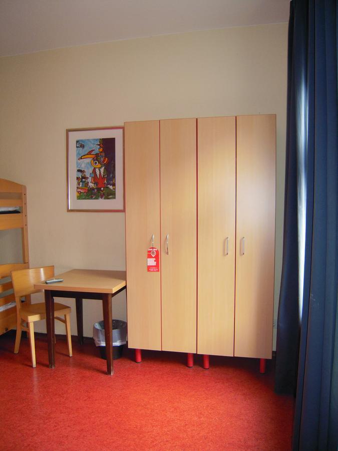Happy Go Lucky Hotel + Hostel Schoneberg Berlin Luaran gambar