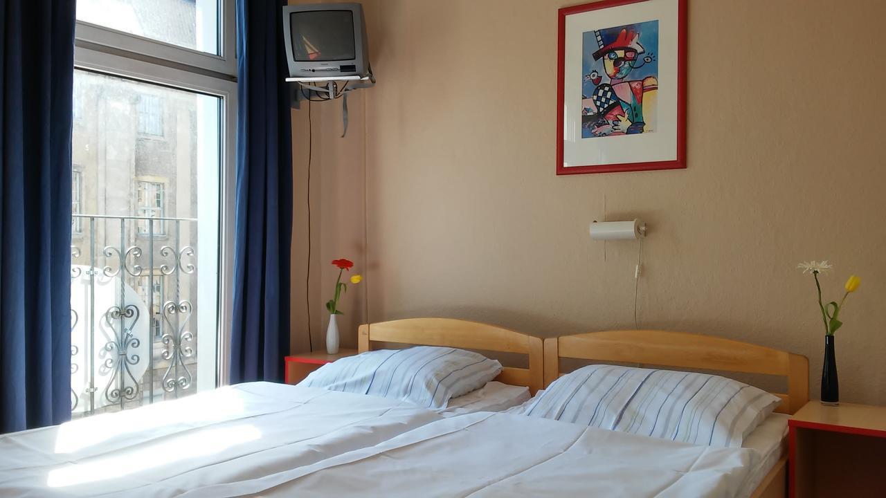 Happy Go Lucky Hotel + Hostel Schoneberg Berlin Luaran gambar